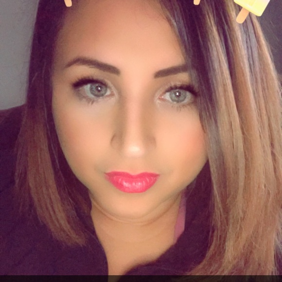 Meet your Posher, Rachel - Picture 5 of 5